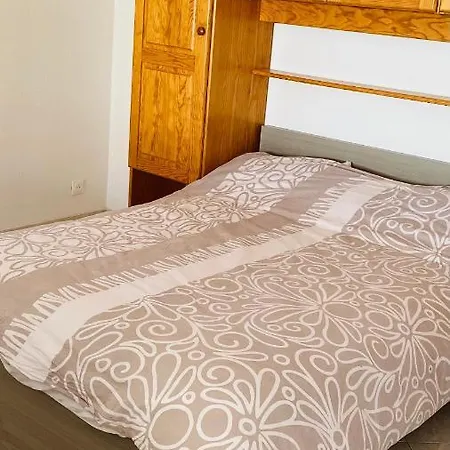 Vue Panoramique Et Piscine Appartamento