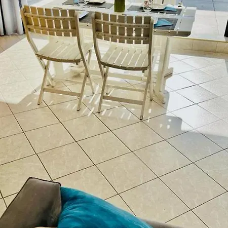 Vue Panoramique Et Piscine Appartamento