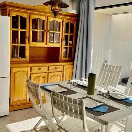 Vue Panoramique Et Piscine Appartamento